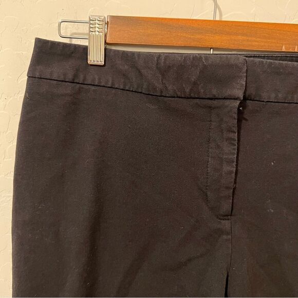 Chicos 2 fabulously slimming perfect stretch chino shorts - Picture 9 of 9